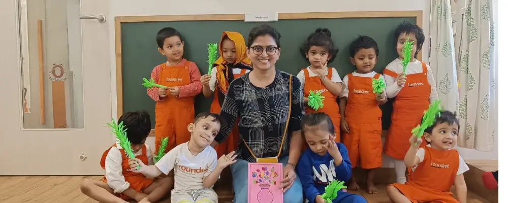 Jingle Bells and Storytelling: Christmas Tales for Preschool Children